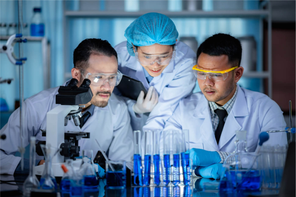 medical-science-technology-research-in-chemical-la-2021-09-03-13-46-21-utc.jpg