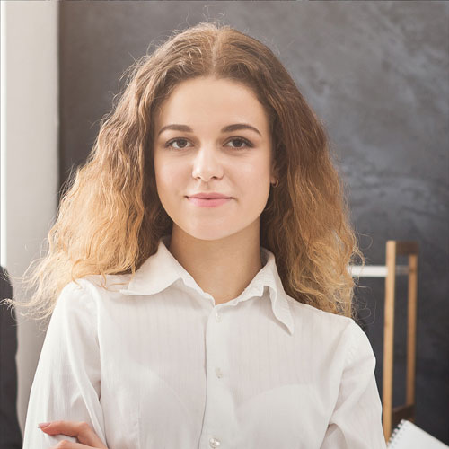 سارا کریمی